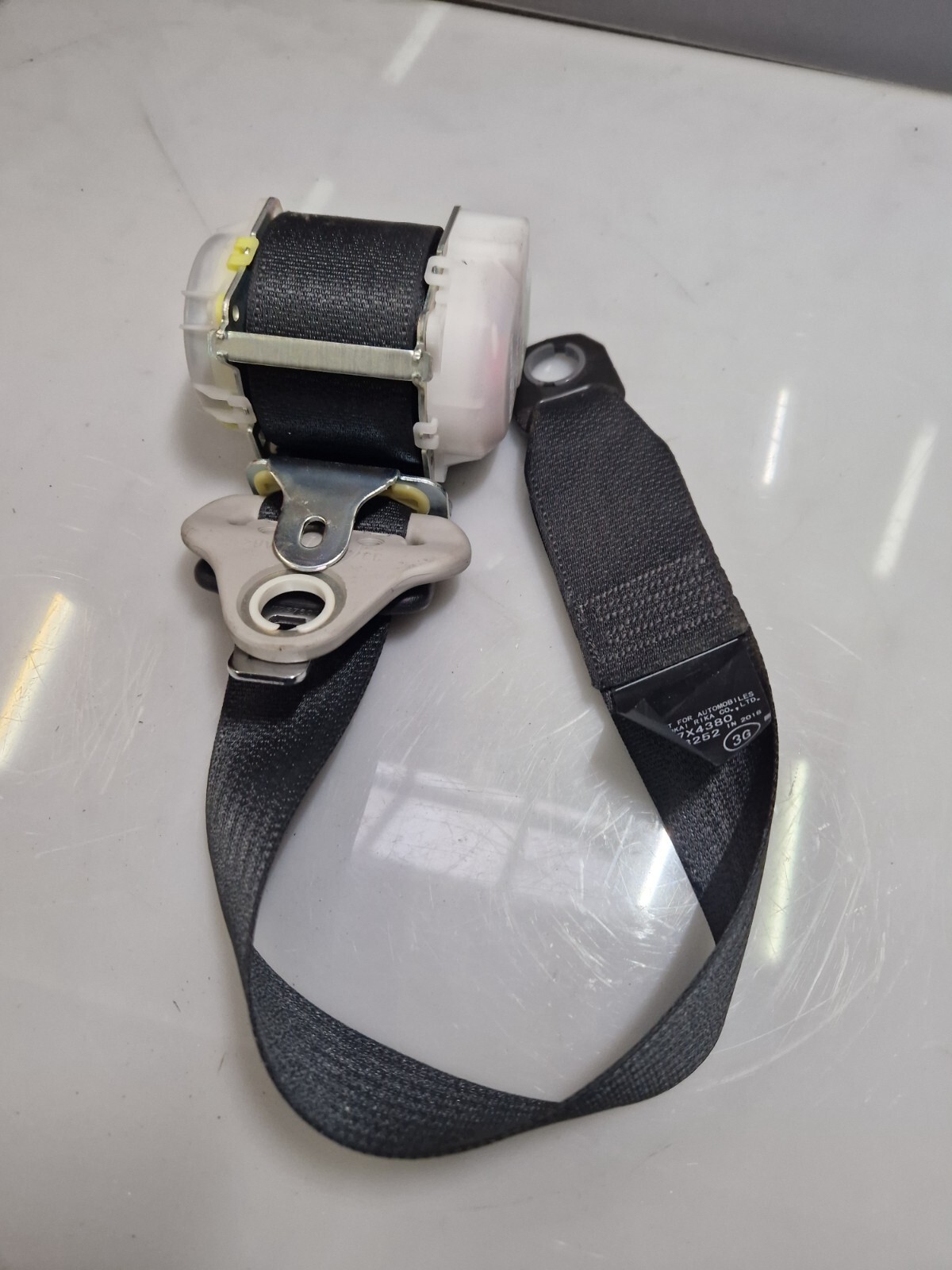 2018 TOYOTA RAV4 SEAT BELT REAR RIGHT OEM K2 eBay