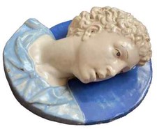 Antique pottery plaque roundall Head, bas-relief late 19th century Cantagalli