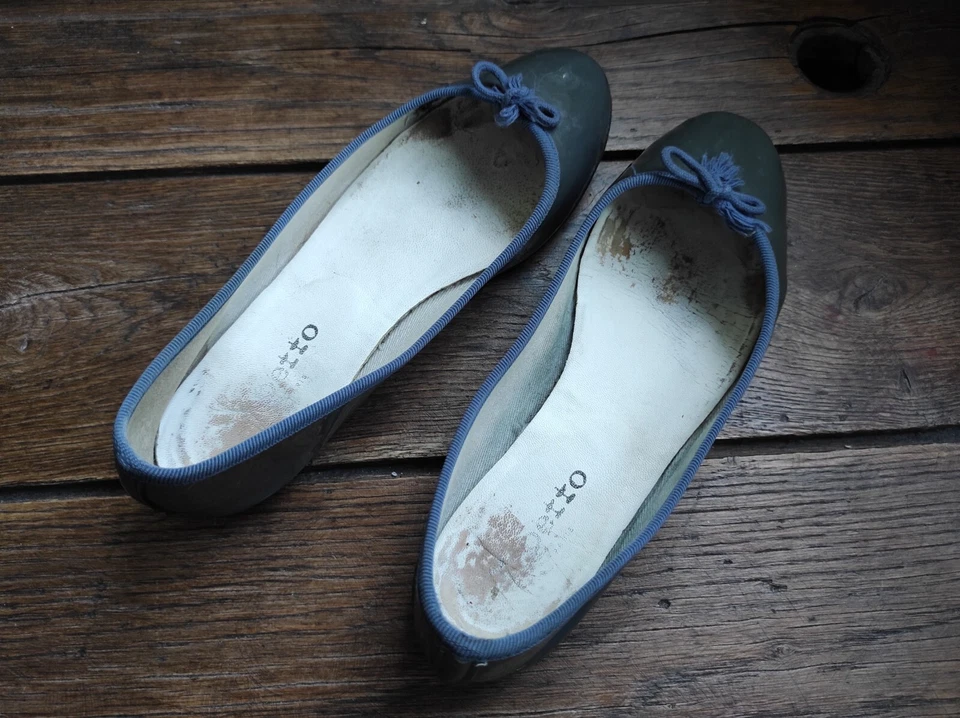 REPETTO - BALLERINES Portées  - Cuir Vernis Bleu Marine - P37 - Photo 2/4