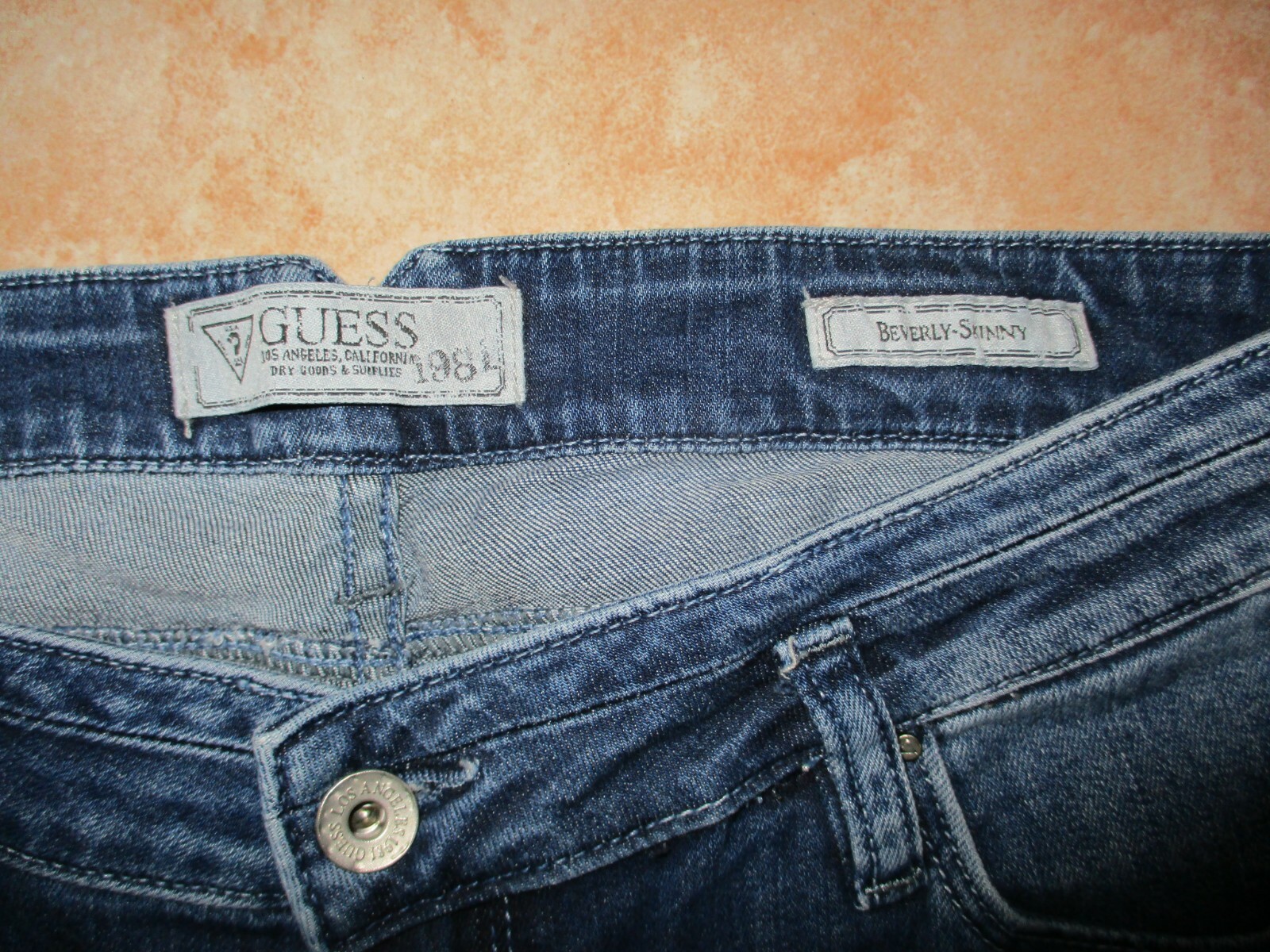 Picture 5 of 8