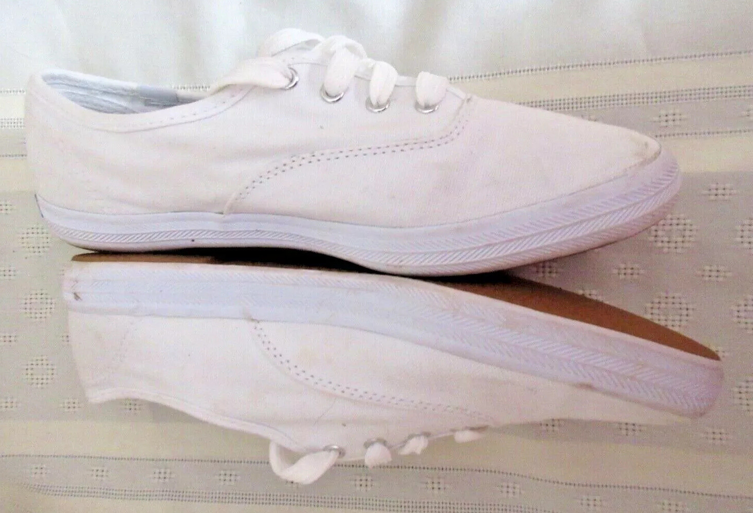 Keds DREAM FOAM Women WHITE CANVAS CUSHIONED Sneakers… Gem