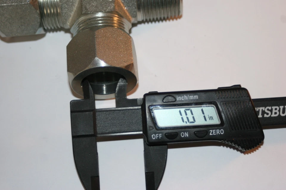 1” Tube x 1” Tube x 1” MNPT Steel Male Run Tee - Image 4 of 4