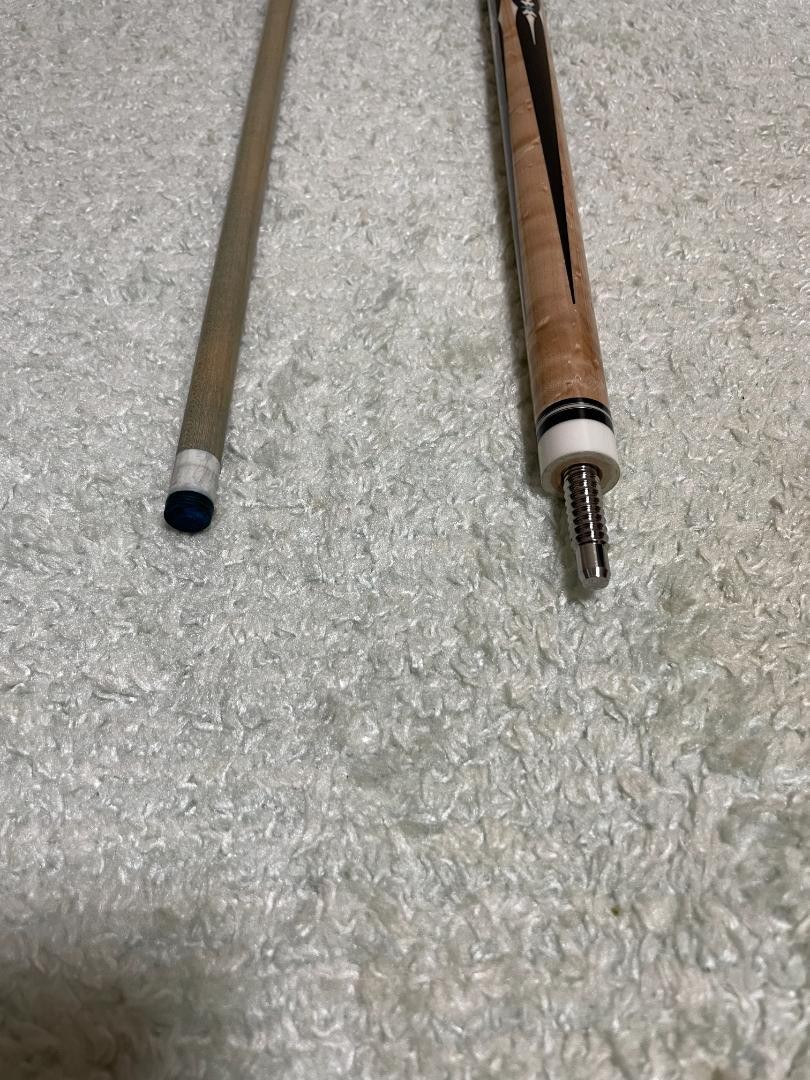 MEZZ　キュー　Axi-158　シャフトExPro　キャップ付き Mezz Axi-158 Pool Play Cue Wavy Joint WJ ExPro Shaft