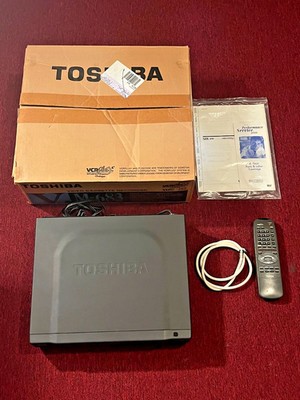 Vintage TOSHIBA VCR Plus+ (VHS) V.M-683 High Complete /w Remote In BOX WORKS