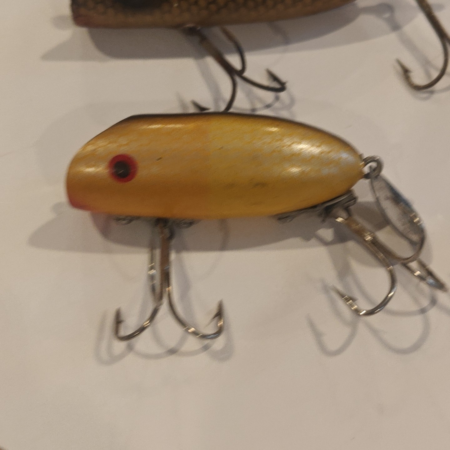 Vintage Lure Lot Of 5 Wooden Fishing Lures Bomber Wright McGill Paw Paw