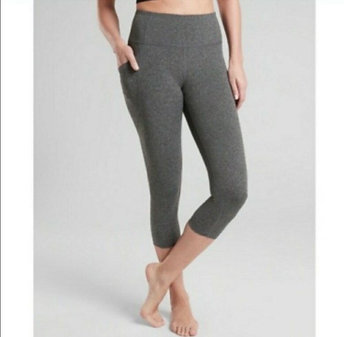 Athleta Salutation Stash Pocket Capri