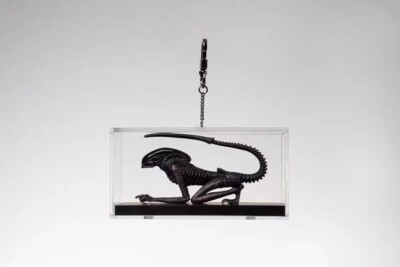 サイン入 GIGER SORAYAMA by H. R. Hajime kaws GIGER×SORAYAMA Signed by Sorayama - PHANTASMIC