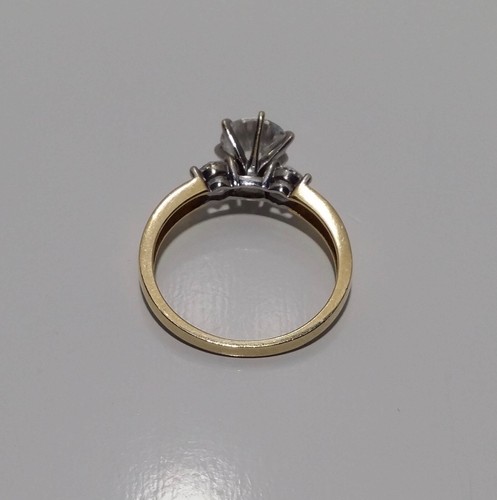 14K YELLOW GOLD 3 ROUND STONE CZ WEDDING RING SZ 7.25 - Picture 9 of 12