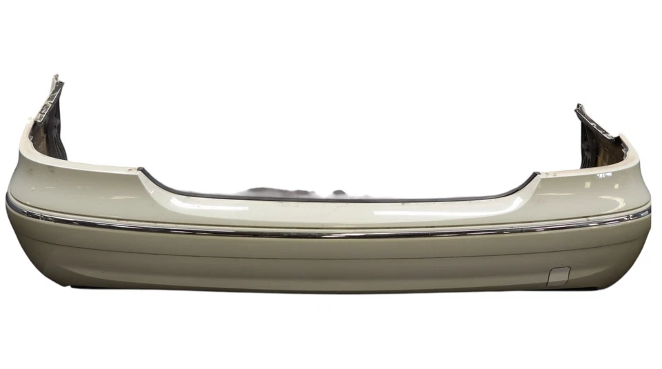 07-09 Conjunto de cubierta de parachoques trasero blanco Mercedes E63 AMG W211 A2118851125 OEM Foto 2 de 4