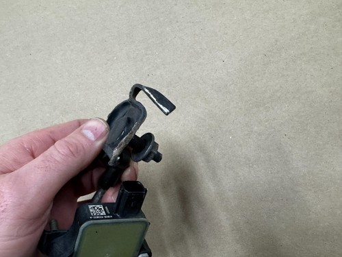 2018-2023 Mustang GT GT500 Front LH Driver MagneRide Magnetic Ride Sensor - Picture 7 of 7