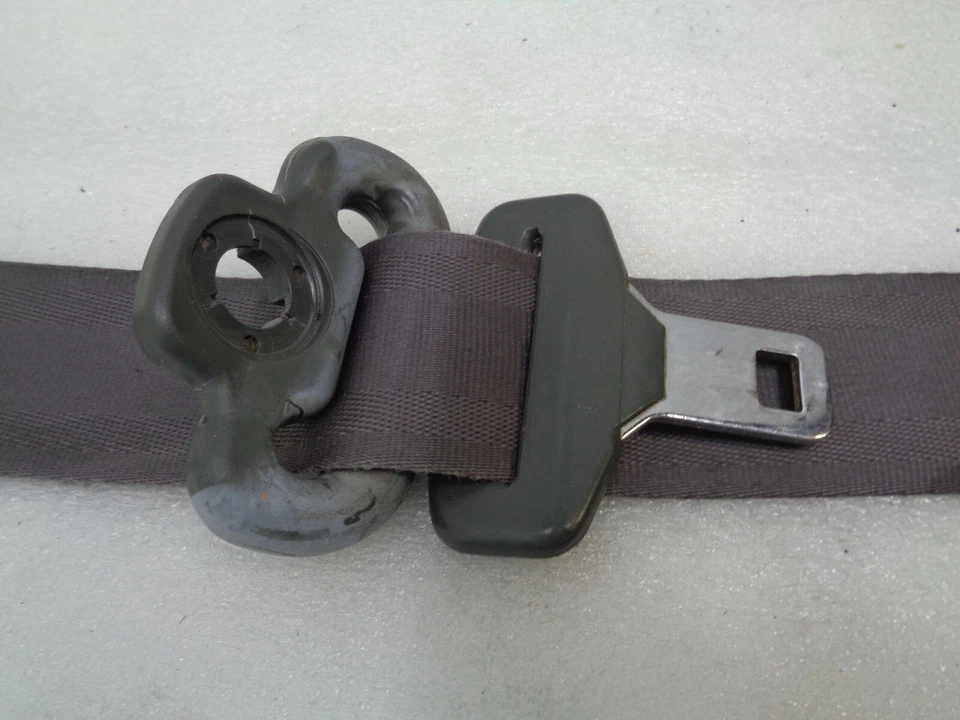 2003-2004 Jaguar S-Type Front Left Driver Seat Belt Retractor OEM AK211178 Foto 4 de 4