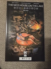 The Nice House on the Lake #4 (DC Comics November 2021) DISCOUNTED SHIPPING 