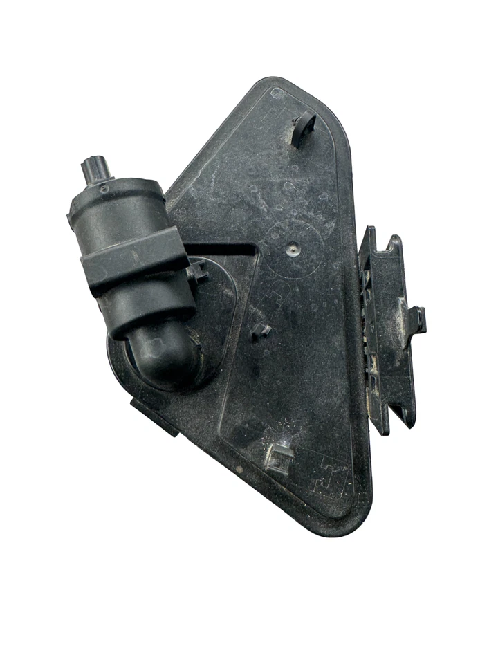 2014-2019 Mercedes-Benz CLA250 GLA250 Evap Fuel Vapor Canister OEM A2464700059 - Image 2 of 4