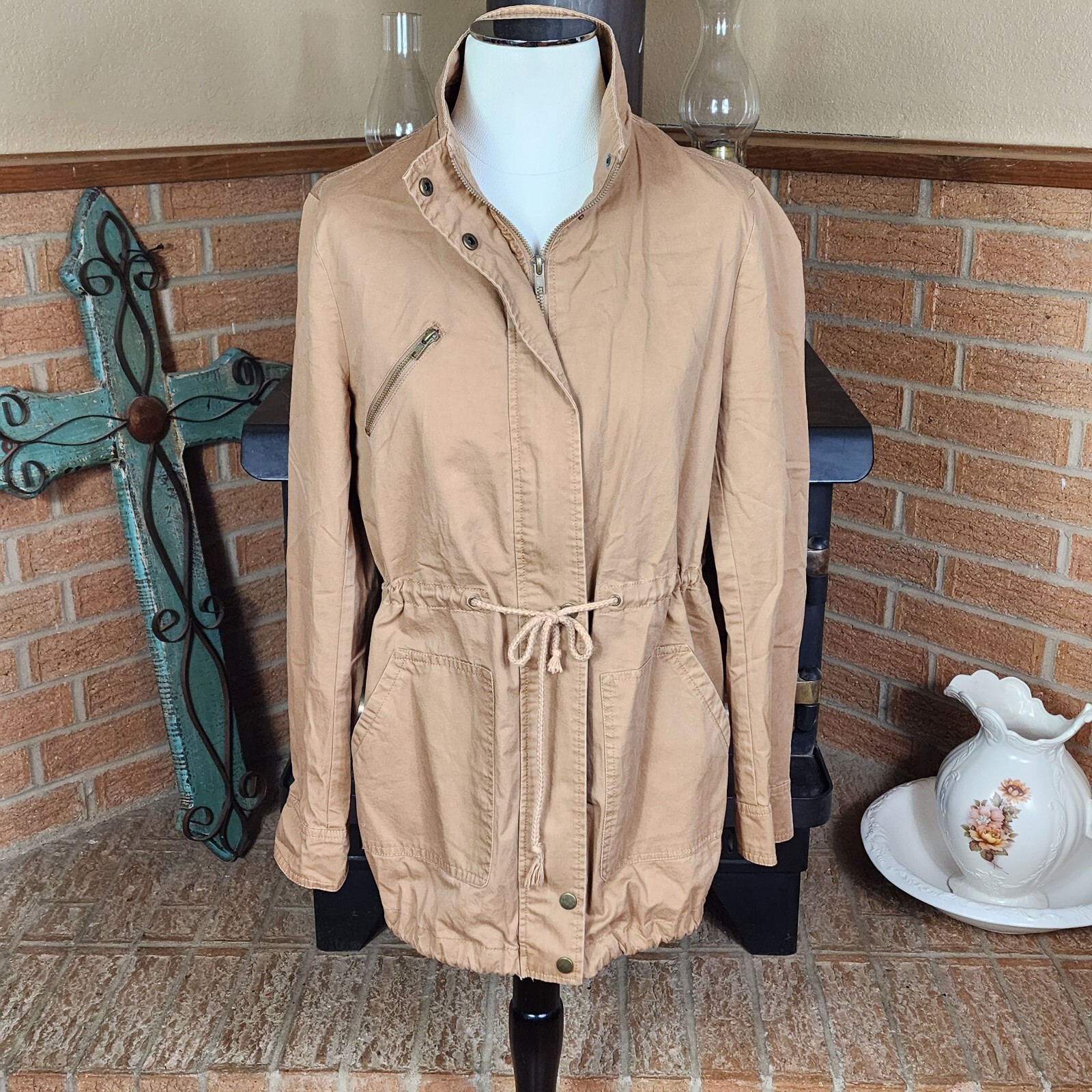 Forever 21 Lightweight Cinch Waist Utility Jacket Size M Brown