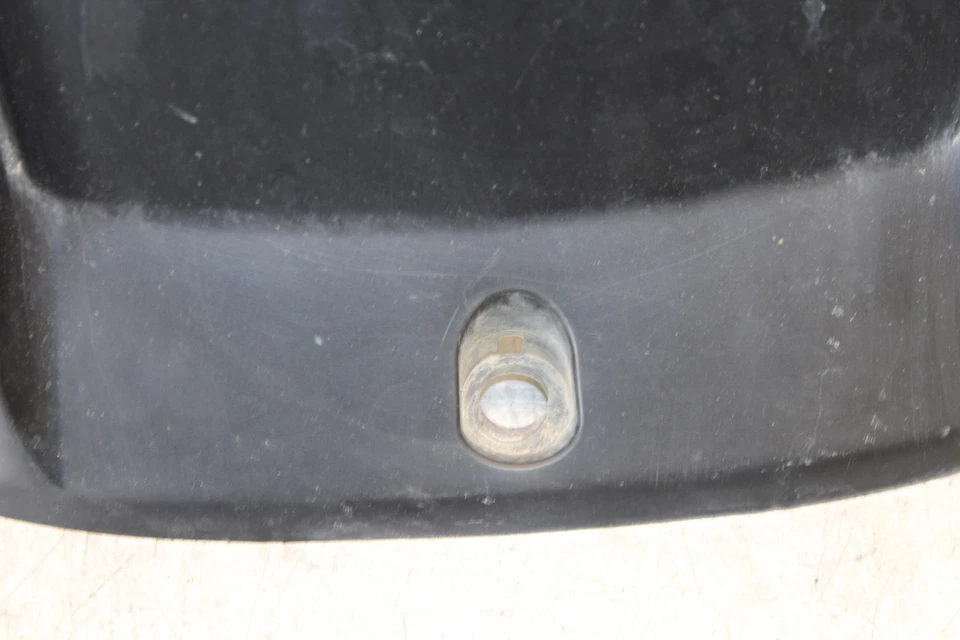 08-16 YAMAHA YZF R6 RUEDA TRASERA NEUMÁTICO ABRAZADOR GUARDABARROS 2C0-21650-00-00 BB665 Foto 4 de 4