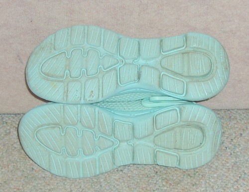 Women's sea foam SKECHERS FOAMIES shoes / clogs / mules / sandals , size 8 - Picture 2 of 3