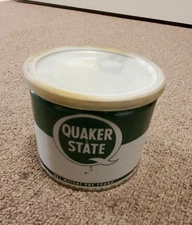 VINTAGE ORIGINAL QUAKER STATE 1 POUND LUBRICANT GREASE SEALED CAN
