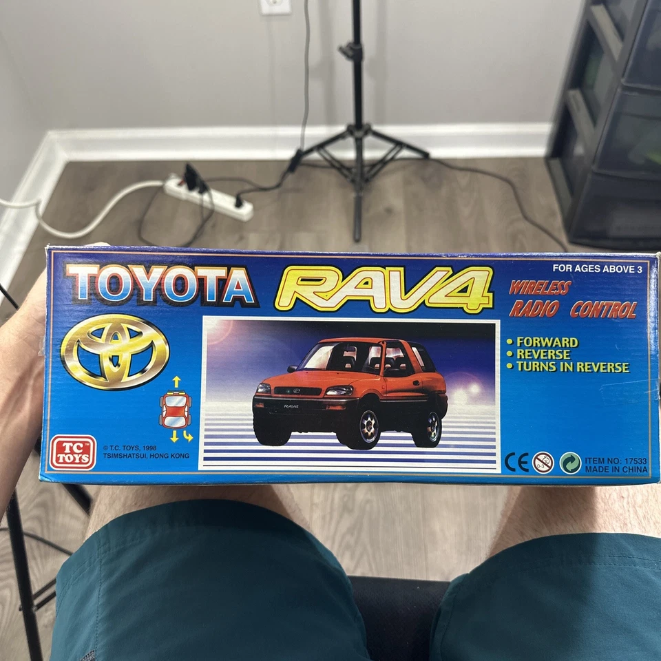 Rare Vintage Big Wheel Toyota Rav4 RC Car Lot of 2 Cars 1:20 Scale Kmart 90's - Image 3 of 4