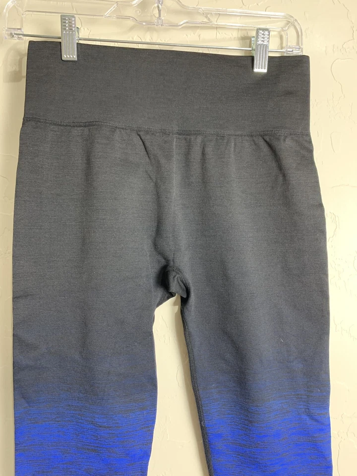 CodeFit Yoga Power Flex Dry-Fit Legging Ombre S/M Petite Capri High Rise 7866 - Image 2 of 4