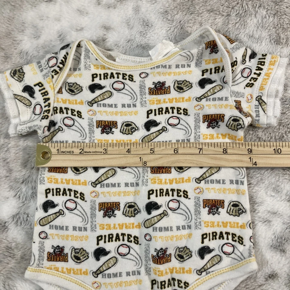 Mono oficial de béisbol MLB de los Piratas de Pittsburgh de 1 pieza 0-3 meses ropa de bebé Foto 3 de 4