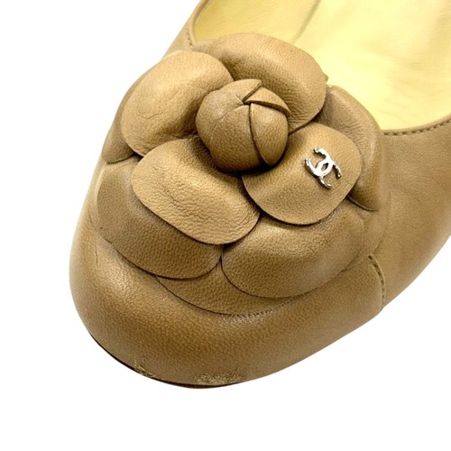 CHANEL Beige Leather Camellia Flower High Heel Shoes Size 38.5 - Picture 22 of 23