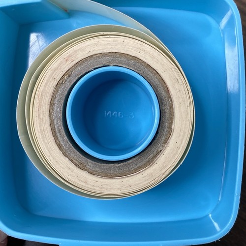 Dispensador de etiquetas adhesivas para congelador Tupperware de colección azul aguamarina con etiquetas 1446-3 - Imagen 4 de 9