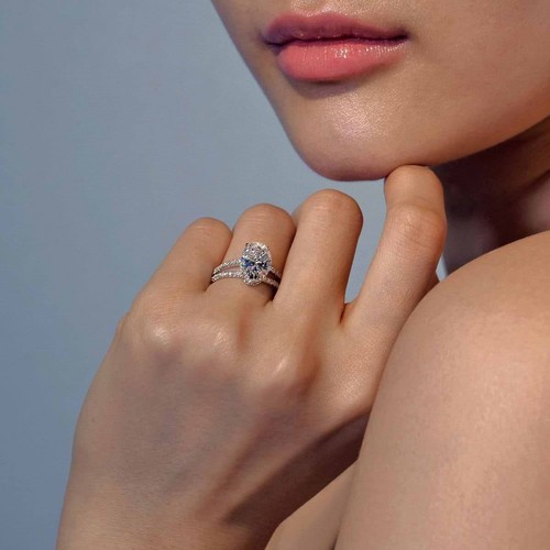 IGI Certified, 3.50CT, Lab-Grown Oval Diamond Engagement Ring, 14k White Gold - Picture 4 of 5