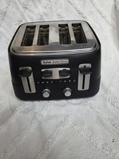 Tefal TT780N40 1700W Avanti Classic 4-Slice Toaster with Defrost Function Black