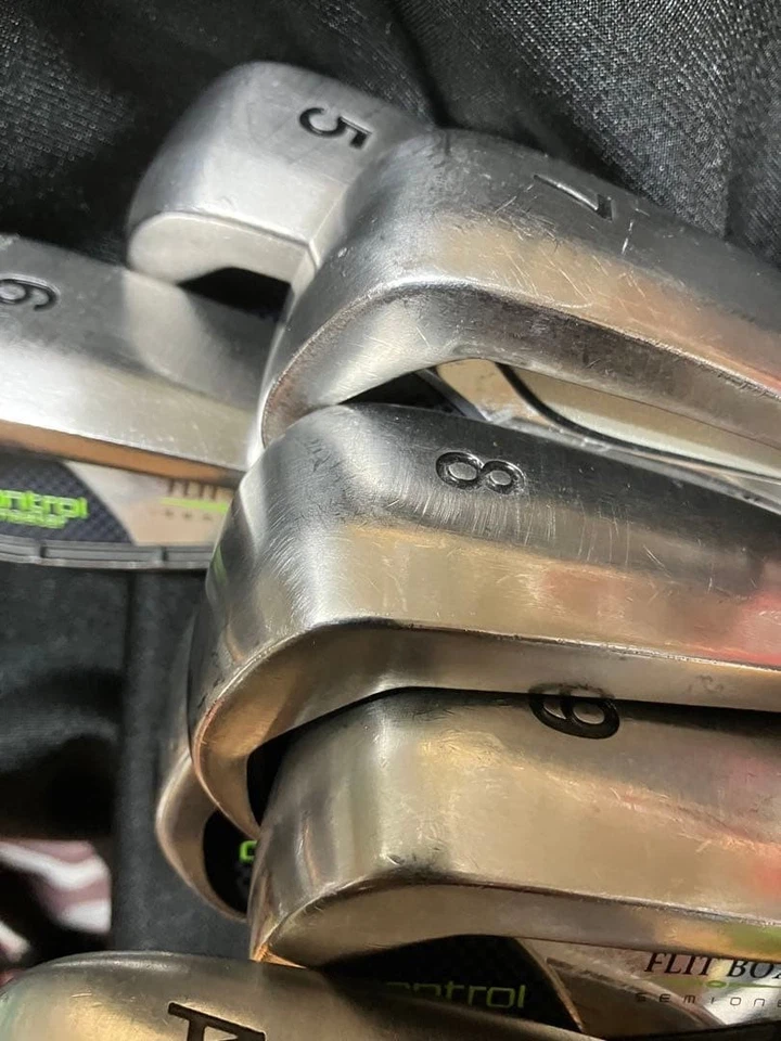 Semi-One Length Irons #5-9,Pw,Aw,Sw(8Clubs)/FD 5--I/Flex:Regular/ Iron set - Image 2 of 4