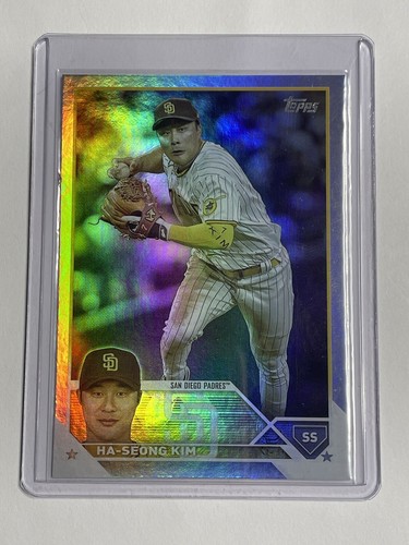Ha Seong Kim [Platinum] #57 2023 Topps card