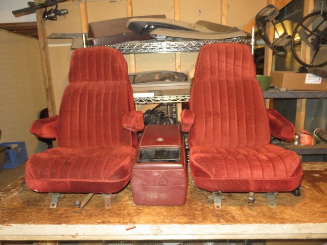 73-87 CHEVY SILVERADO GMC RED BUCKET SEATS Suburban 89 90 91 73-91 READ