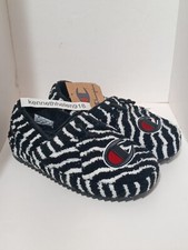 NEW CHAMPION UNIVERSITY WAVES SLIPPERS BLACK WHITE MENS SIZE 9