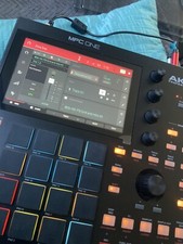 Akai Mpc One Standalone (with Decksaver!)