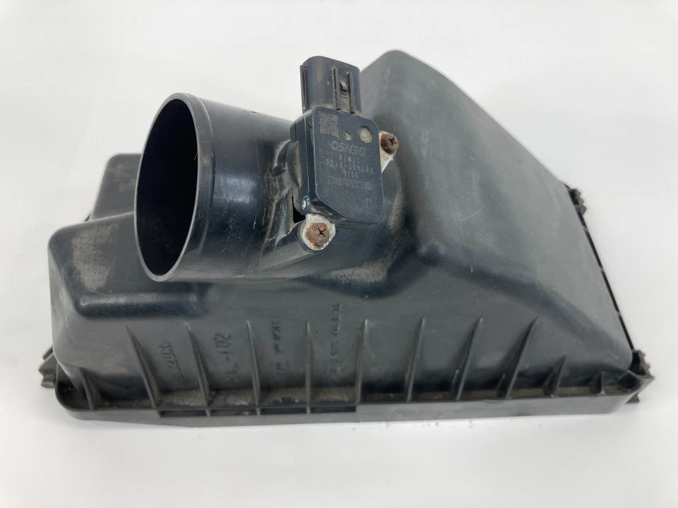 Верхняя крышка воздухозаборника воздухоочистителя Suzuki SX4 HATCHBACK 197400-5120 10-13 годов выпуска - Изображение 2 из 4