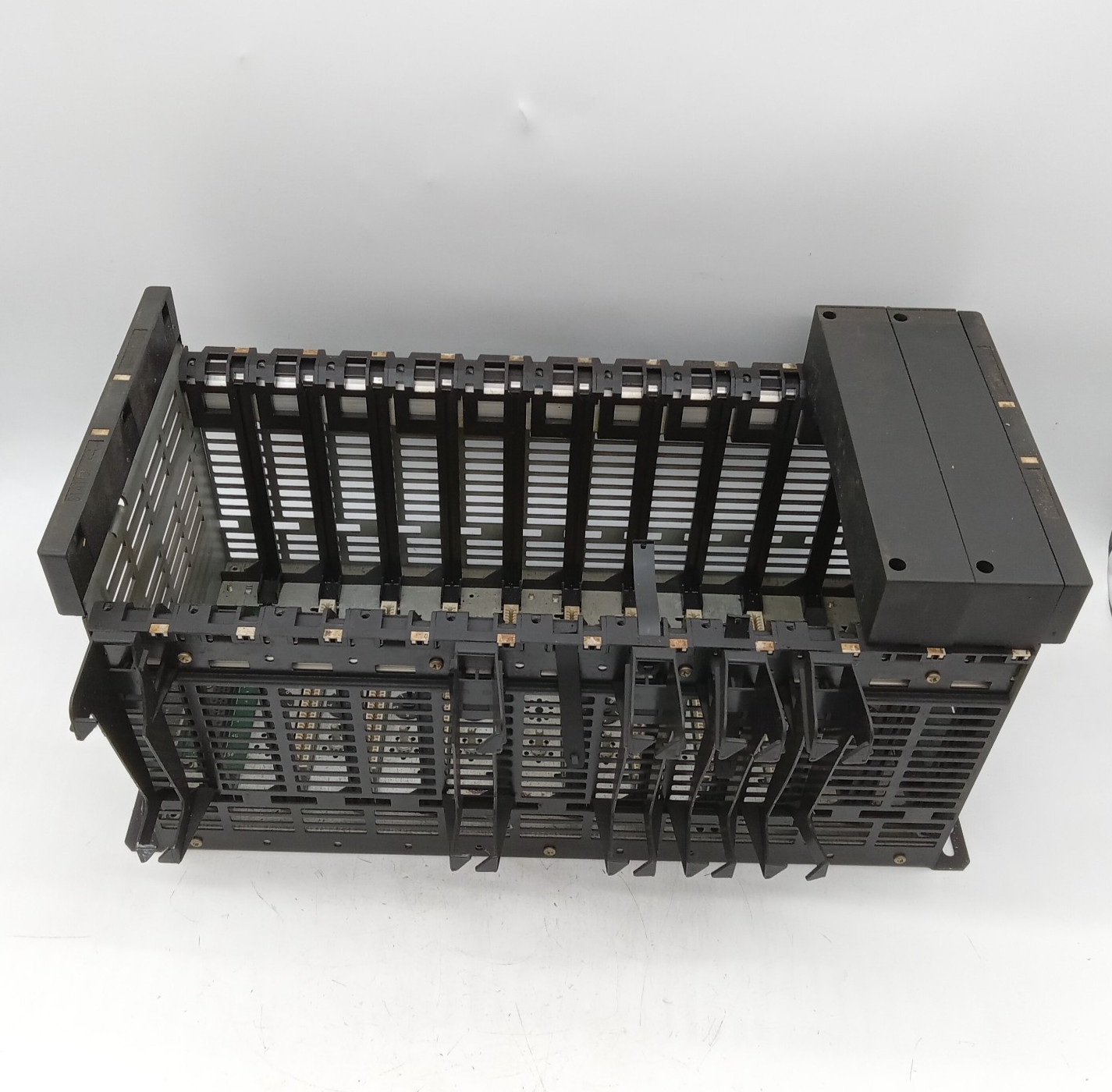 Telemecanique TSXRKN82 8-Slot PLC Rack
