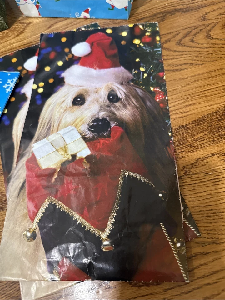 Lot of Vintage Christmas Gift Tags, Bags, Boxes, & Ribbon - Image 4 of 4