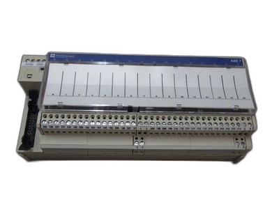 ABE7R16T210 - TELEMECHANICS - ABE7-R16T210 / Input/Output Used