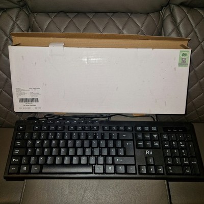 Rii RK907 USB kabelgebundene Tastatur volle Größe für Bürogebrauch UK Layout schwarz
