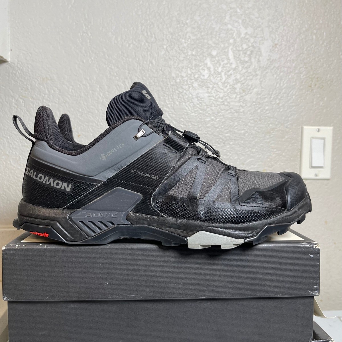 Salomon X Ultra 4 GTX 477697 Black Gray Hiking Shoes Sneaker Lace up Men\'s 12 US Salomon X Ultra 4 GTX 477697 Black Gray Trail Hiking Shoes  main image 3