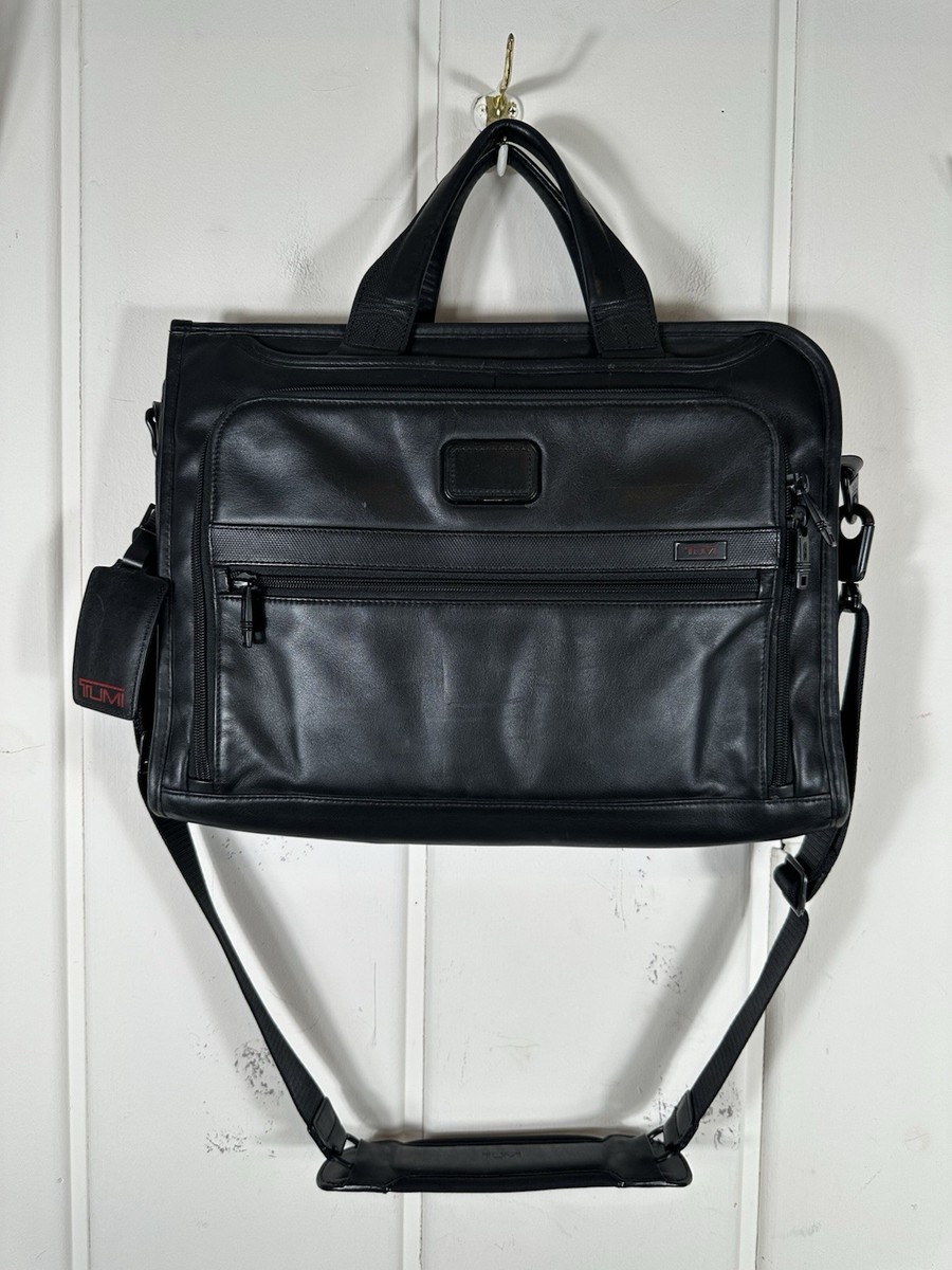 Tumi Alpha II Black Leather Briefcase Laptop Expandable Bag Tumi Alpha II Black Leather Briefcase Laptop Expandable Bag