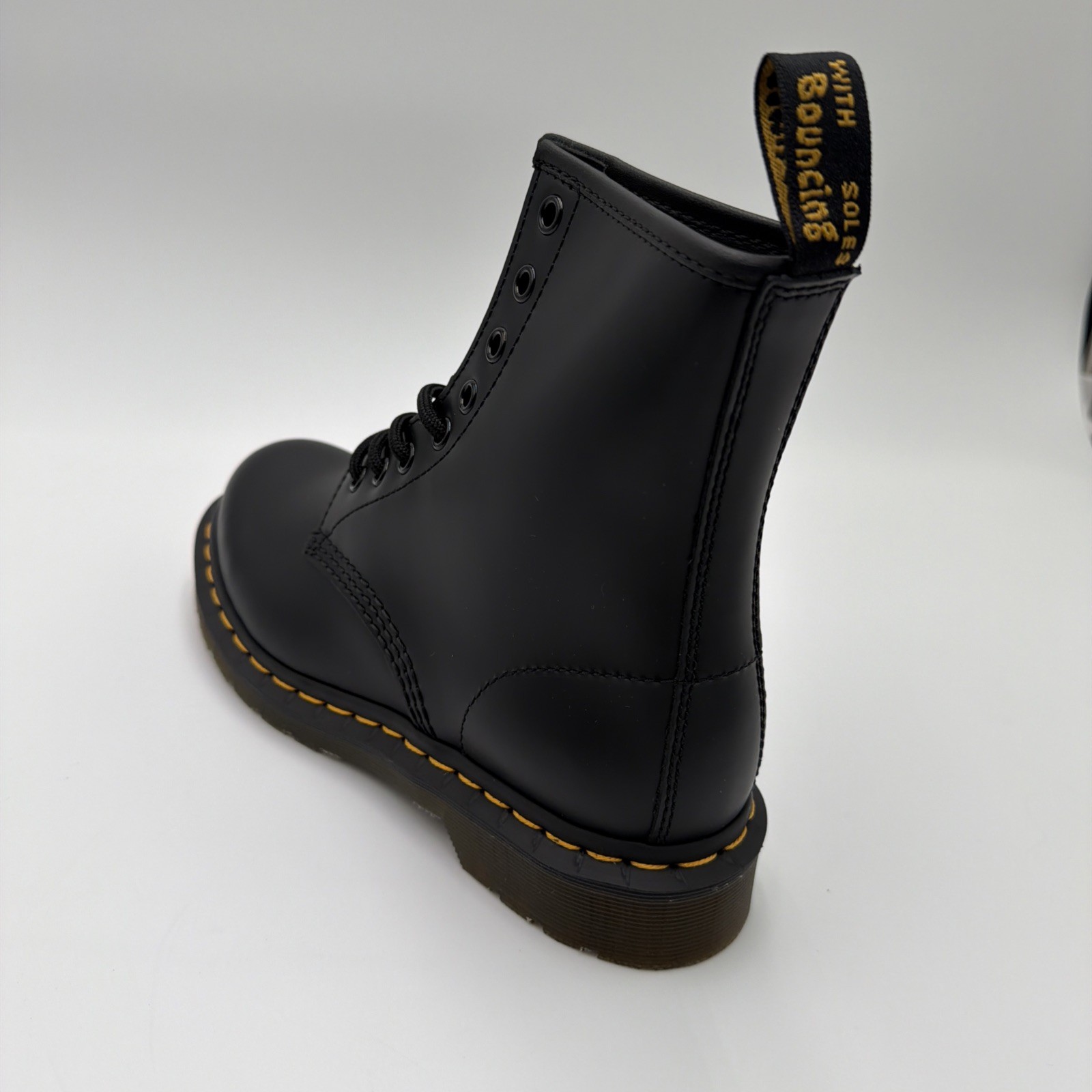 NWOB Dr Martens Original 1460 Smooth Leather Lace Up Boots Women’s Sz 6 thumbnail 19