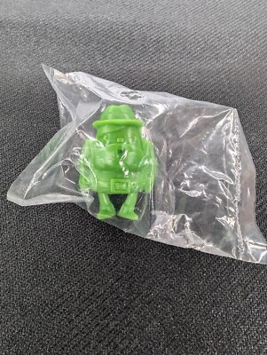  DesignerCon 2020 Vincent Vinyl Green  Designer Art Toy Mascot Dcon
