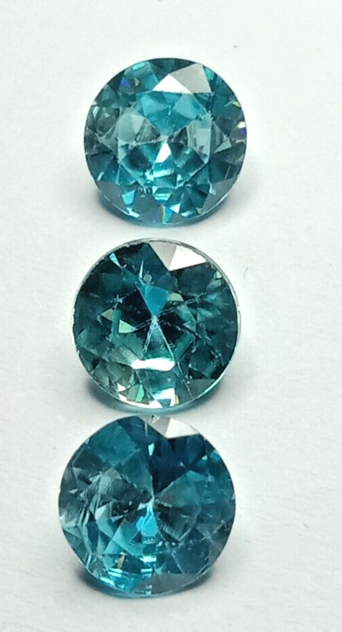 Pierre Zircon Bleu Naturel Du Cambodge 4.61 Ct - Coupe Ovale, Qualité AAAA, VS