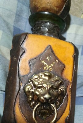 VTG革巻き酒ボトルとグラスセット ライオンと百合の紋章 Vintage