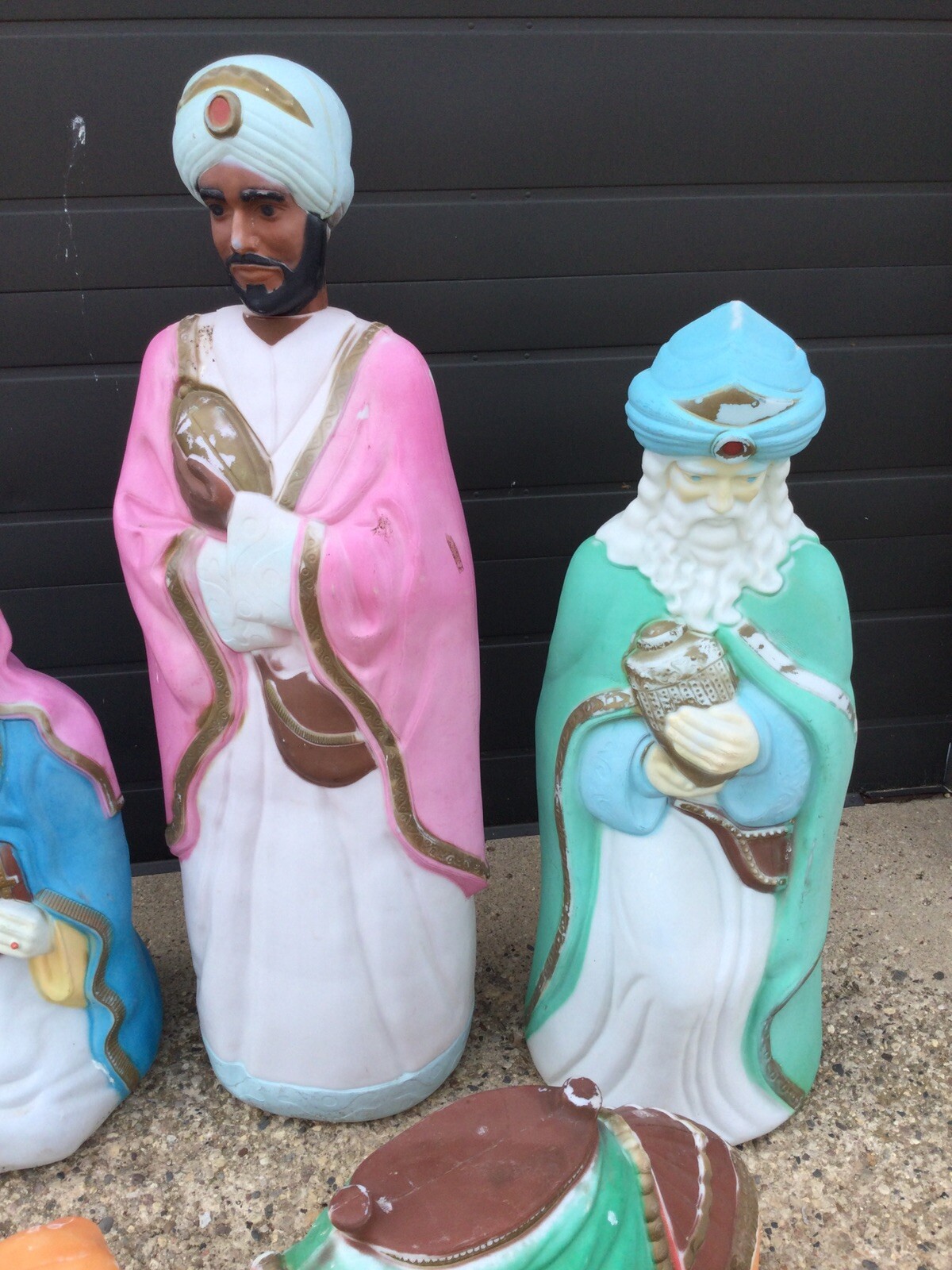 Vintage Empire Nativity Set 12 Piece Christmas Lighted Blow Mold Life