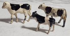 BRITAINS VILLAGE FARM COW  CALVES BLACK  WHT SET OF 3 LEAD FIGURES VTG ENGLAND