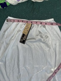 VTG NWT Vassarette White Satin Half Slip Sz SM Small Medium Lace 23&rdquo; Second Skin