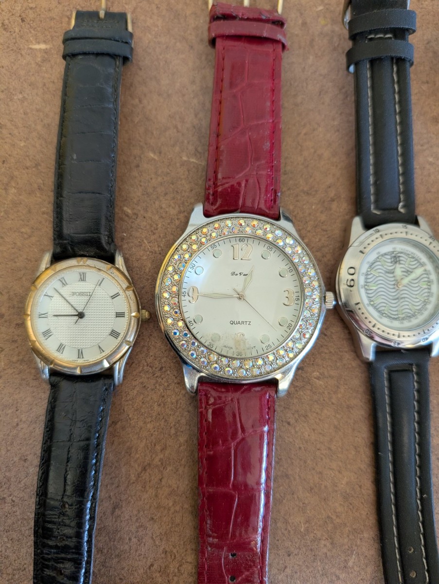 Fossil Geneva Relic Assorted Wristwatch Lot Untested Bands Repair Parts Quartz 89 Watches Parts/Repair Scrap Fossil Geneva Relic Timex  main image 2