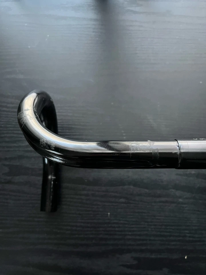 Guidão Cinelli Eubios 42cm liga de alumínio preto gota - Imagem 4 de 4