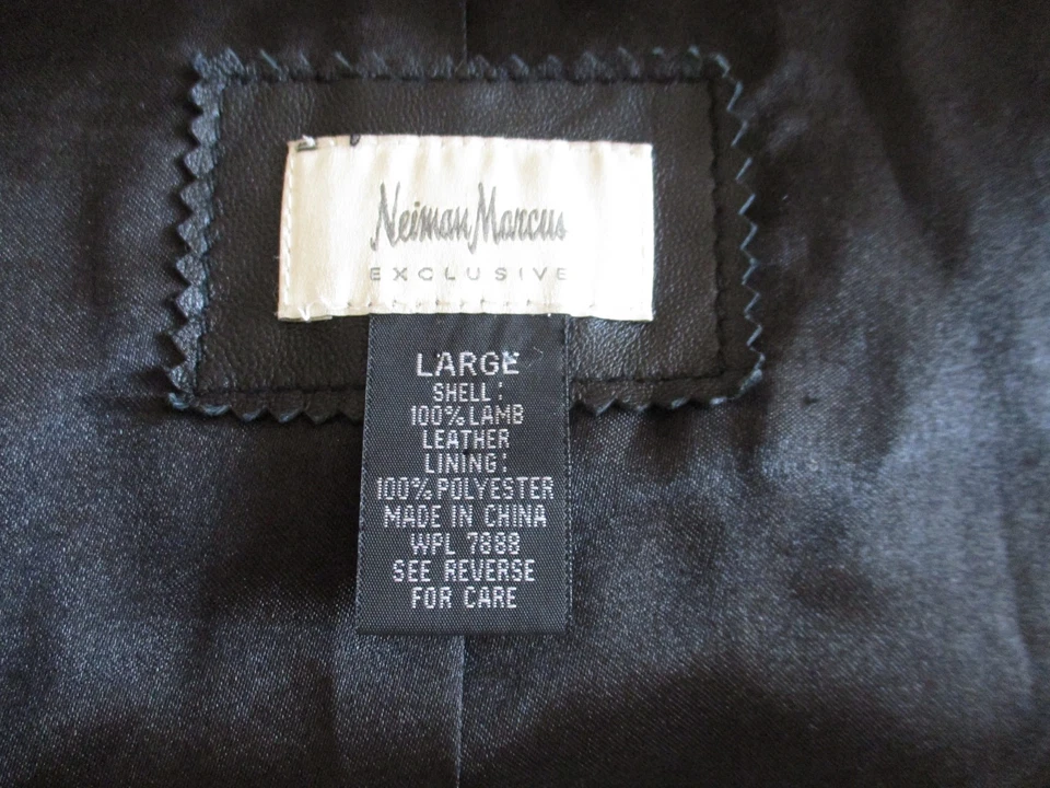 Chaqueta de cuero de cordero negra exclusiva para mujer Neiman Marcus talla L Moto acolchada Foto 4 de 4